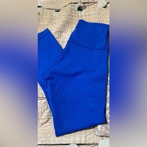 Lululemon Athletica Wunder under legging size 4